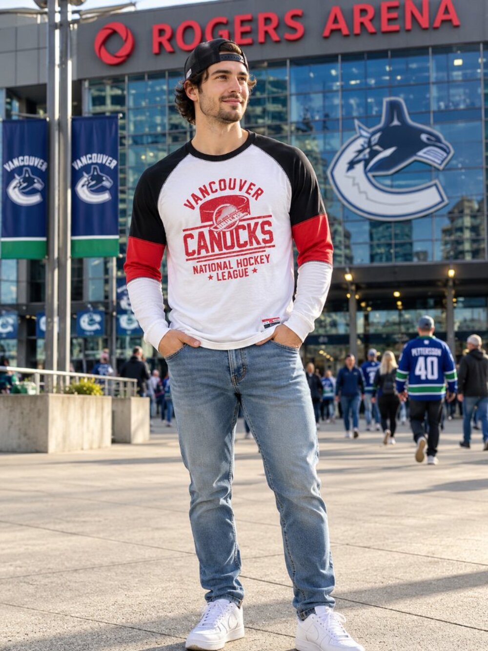 VANCOUVER CANUKS NHL TEE -(LARGE)